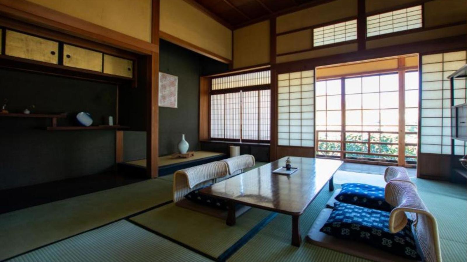 Nipponia Hotel Ozu Castle Town Exteriör bild